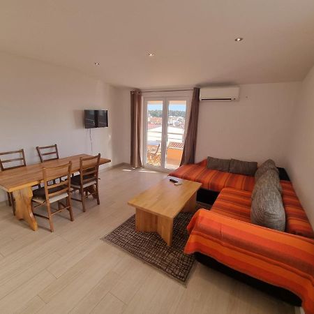 Apartment Furulund Makarska Exteriör bild