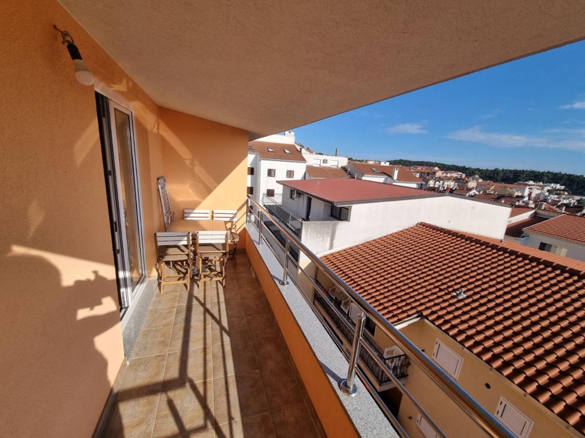 Apartment Furulund Makarska Exteriör bild
