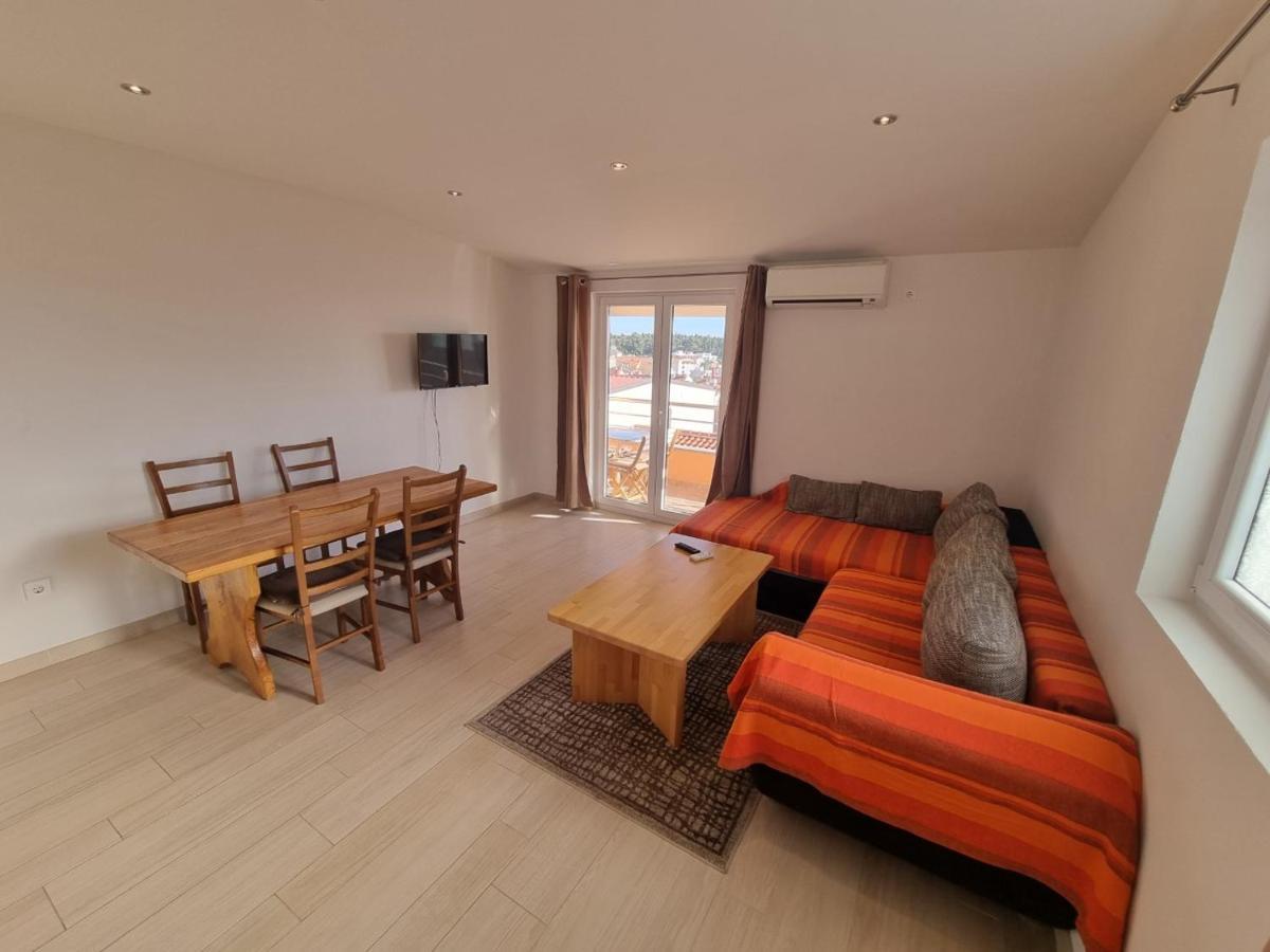 Apartment Furulund Makarska Exteriör bild